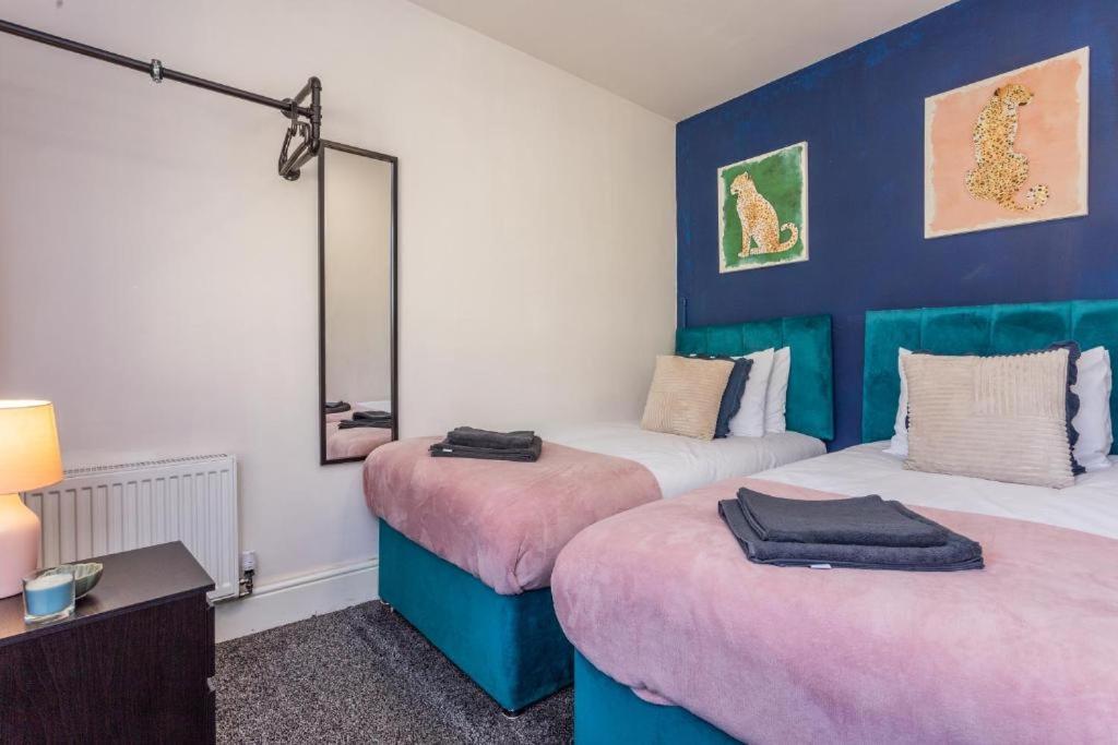 Newcastle'S Most Central Apartment - Sleeps 10 المظهر الخارجي الصورة